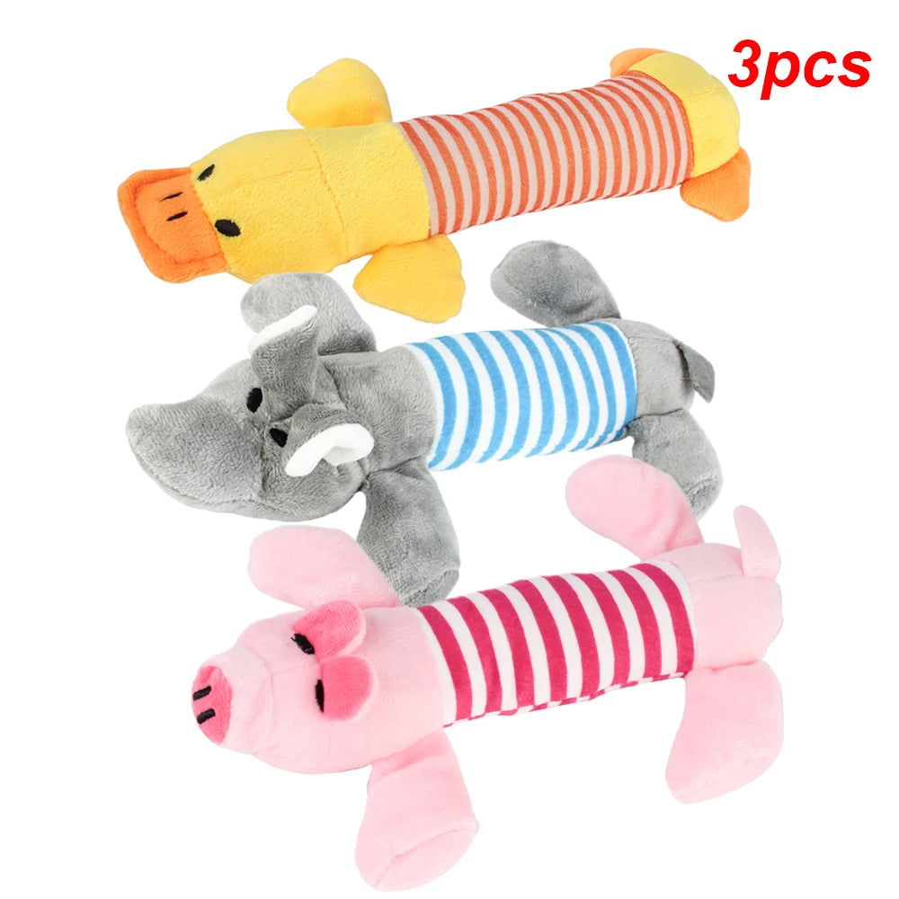 Brinquedos de porco, pato e rato